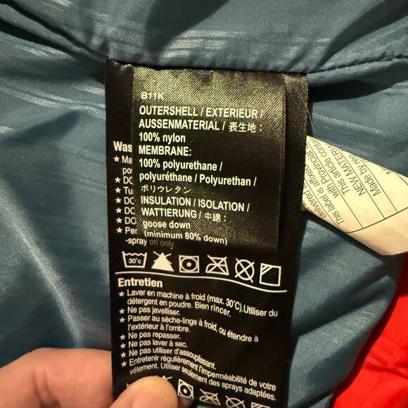 Y2K Burton Red Goose Down Audio Integrated Snowboard Jacket - XL - Picture 7 of 13